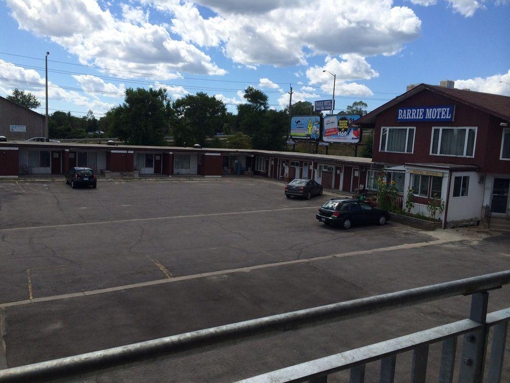 Barrie Motel Buitenkant foto