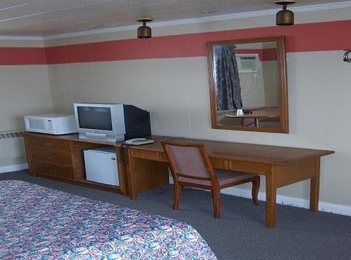 Barrie Motel Buitenkant foto